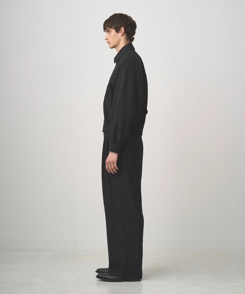 Juha(ユハ)の「【JUHA】OVER SLEEVE BOMBER JACKET(ブルゾン・メンズ・ブラック/カーキ・3/4)」の6枚目の写真