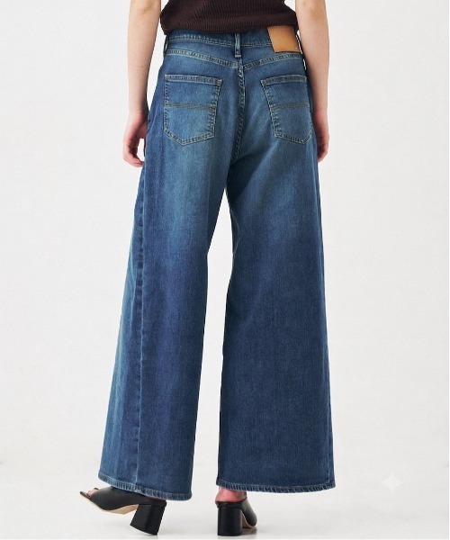 PUBLIC TOKYO(パブリックトウキョウ)の「【2026新作】PUBLICDENIM COOL WIDE(デニムパンツ・レディース・ホワイト/ライトブルー・1/2/3)」の8枚目の写真