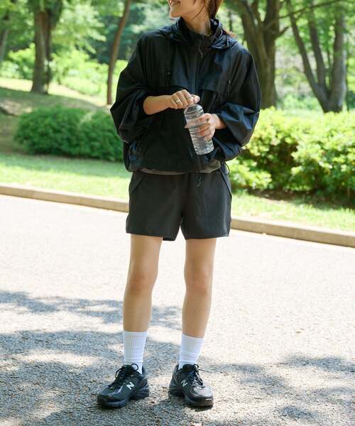 OUTDOOR PRODUCTS(アウトドアプロダクツ)の「ULT SPORTS RUNNIN' PACKABLE TRACK JACKET(マウンテンパーカー・レディース・ベージュ/ブラウン/ブラック・FREE)」の13枚目の写真