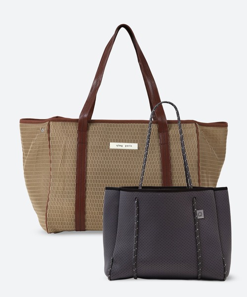 q bag paris(キューバッグパリ)の「【洗濯機洗い可】nest zip L ネストジップ エル トートバッグ(トートバッグ・レディース・ブラウン系その他2/チョコ/タン/モカ/ピンクベージュ/セージグリーン/クリーム/グレー系その他2/ライトベージュ/スモークピンク/ブラック系その他2/ブルー系その他2/レモンイエロー/ホワイト系その他2/ブラック/ライトブルー/ライトグレー/ホワイト/ブルー/オリーブ/ベージュ系その他6/ベージュ系その他5/ベージュ系その他4/ベージュ系その他3/ベージュ系その他2/ブラウン系その他5/ベージュ系その他7/ネイビー/レッド/ライトピンク/ブラウン系その他・FREE)」の10枚目の写真