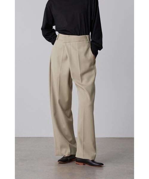YLEVE(イレーヴ)の「YLEVE / WOOL SURGE TROUSERS(その他パンツ・レディース・カーキ/グレー・1/0)」の3枚目の写真