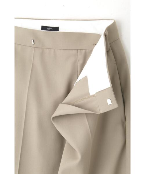 YLEVE(イレーヴ)の「YLEVE / WOOL SURGE TROUSERS(その他パンツ・レディース・カーキ/グレー・1/0)」の12枚目の写真