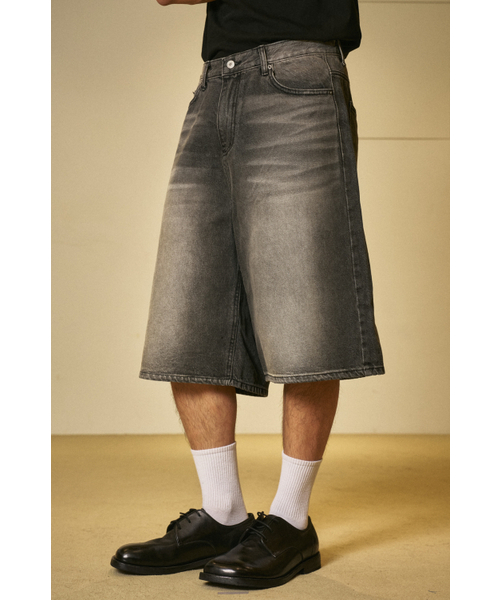 AMOU(アモウ)の「Essential bermudapants BLACK(デニムパンツ・レディース・その他・1/2/3)」の8枚目の写真