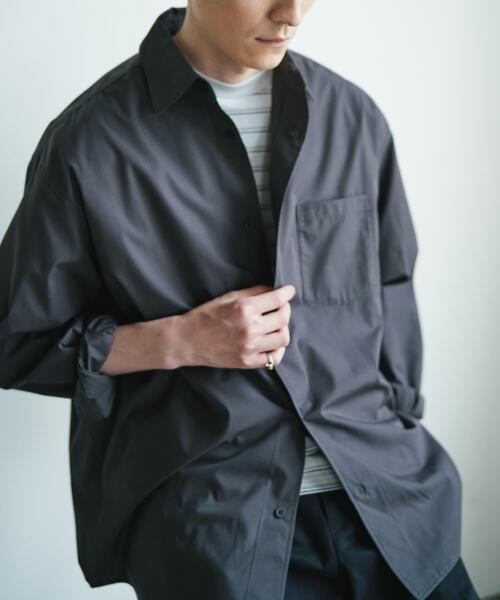 URBAN RESEARCH DOORS(アーバンリサーチドアーズ)の「『速乾/イージーケア/UVカット』『URTECH』Aircare ロングスリーブシャツ(シャツ/ブラウス・メンズ・ネイビー/チャコールグレー/ブラウン・LARGE/MEDIUM)」の2枚目の写真