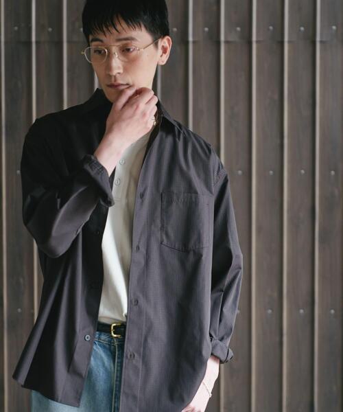 URBAN RESEARCH DOORS(アーバンリサーチドアーズ)の「『速乾/イージーケア/UVカット』『URTECH』Aircare ロングスリーブシャツ(シャツ/ブラウス・メンズ・ネイビー/チャコールグレー/ブラウン・LARGE/MEDIUM)」の5枚目の写真