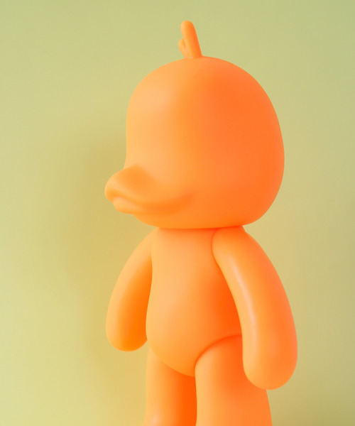 SiNCERE(シンシア)の「POUR PALZ ペイント アニマル Neon フィギュア クマ ウシ アヒル(ランダム3種)(フィギュア・レディース・マルチ・ONE SIZE)」の4枚目の写真