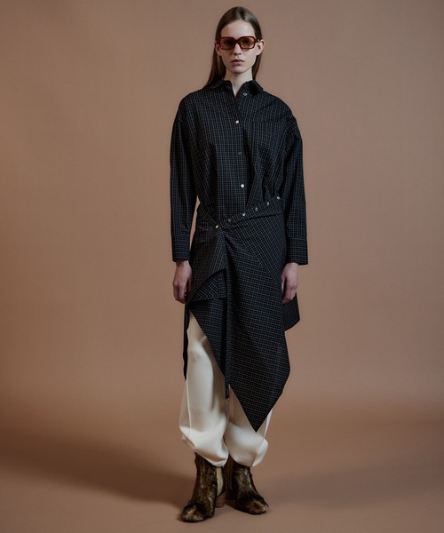 MAISON SPECIAL(メゾンスペシャル)の「Multi-Apron Oversized Check Shirt/マルチエプロンオーバーチェックシャツ(シャツ/ブラウス・レディース・ブラック/ピンク/ライム・FREE)」の2枚目の写真