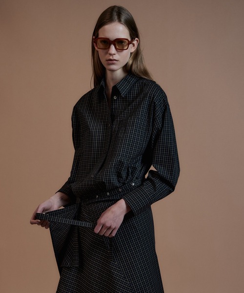 MAISON SPECIAL(メゾンスペシャル)の「Multi-Apron Oversized Check Shirt/マルチエプロンオーバーチェックシャツ(シャツ/ブラウス・レディース・ブラック/ピンク/ライム・FREE)」の17枚目の写真