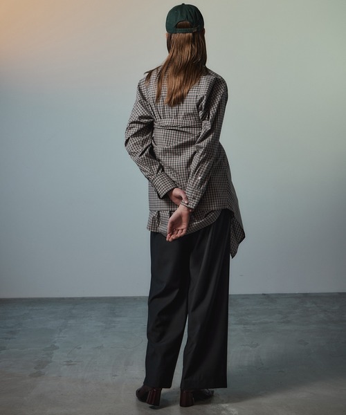 MAISON SPECIAL(メゾンスペシャル)の「Multi-Apron Oversized Check Shirt/マルチエプロンオーバーチェックシャツ(シャツ/ブラウス・レディース・ブラック/ピンク/ライム・FREE)」の20枚目の写真