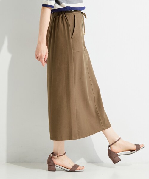 SHOO・LA・RUE(シューラルー)の「ツイル調ストレッチベイカースカート(スカート・レディース・チャコールグレー/ダークブラウン・03/02/01/04)」の8枚目の写真