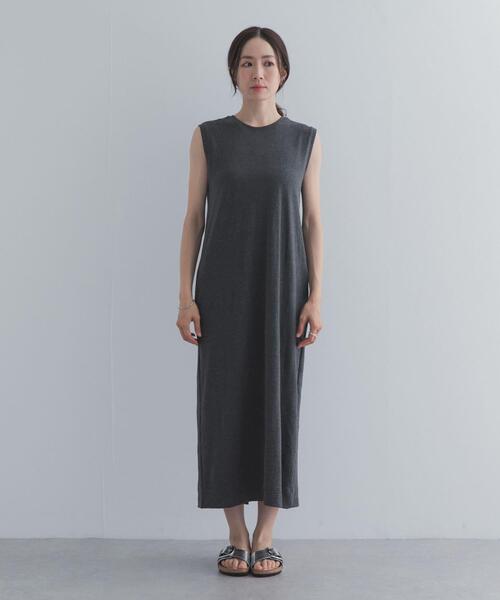 URBAN RESEARCH DOORS(アーバンリサーチドアーズ)の「ノースリーブカットリブワンピース | カットワンピ/サマーワンピ/大人カジュアル/リラクシー(ワンピース・レディース・チャコールグレー/ブラック・FREE)」の3枚目の写真