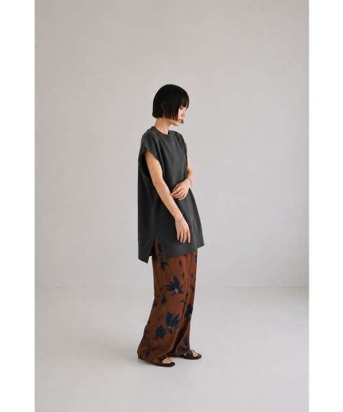 marjour(マージュール)の「LONG SUMMER KNIT PULLOVER(ニット/セーター・レディース・アイボリー/チャコールグレー・M)」の13枚目の写真