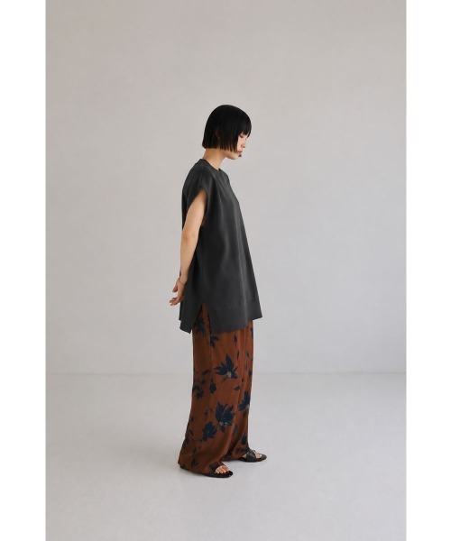 marjour(マージュール)の「LONG SUMMER KNIT PULLOVER(ニット/セーター・レディース・アイボリー/チャコールグレー・M)」の14枚目の写真