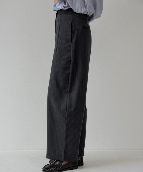 lawgy(ラウジー)の「nuance forme melange pants / ニュアンスフォルムメランジパンツ(スラックス・レディース・チャコール/グレー系・FREE)」の6枚目の写真