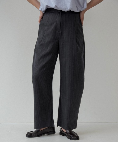 lawgy(ラウジー)の「nuance forme melange pants / ニュアンスフォルムメランジパンツ(スラックス・レディース・チャコール/グレー系・FREE)」の8枚目の写真