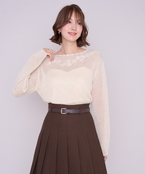 MISCH MASCH(ミッシュマッシュ)の「2026秋冬新作 スカラップネックフラワー刺繍ロング丈ニット(ニット/セーター・レディース・アイボリー/レッド/ブラウン・フリ-)」の10枚目の写真