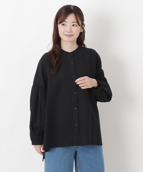 one'sterrace(ワンズテラス)の「綿麻 バンドカラー ボリューム袖ブラウス(シャツ/ブラウス・レディース・ブラック系8/ブラウン系8/ブルー系その他7・02)」の1枚目の写真