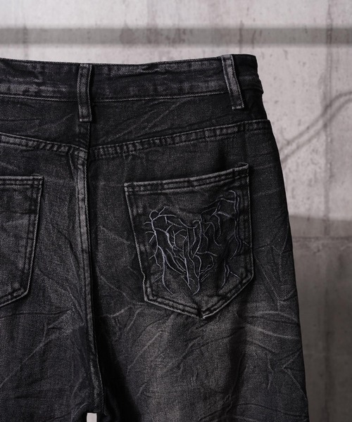 1111clothing(ワンフォークロージング)の「グランジ セミワイド ストレートデニムパンツ / Grunge Semi-Wide Straight Denim Pants(デニムパンツ・メンズ・ブラック・L/M)」の10枚目の写真
