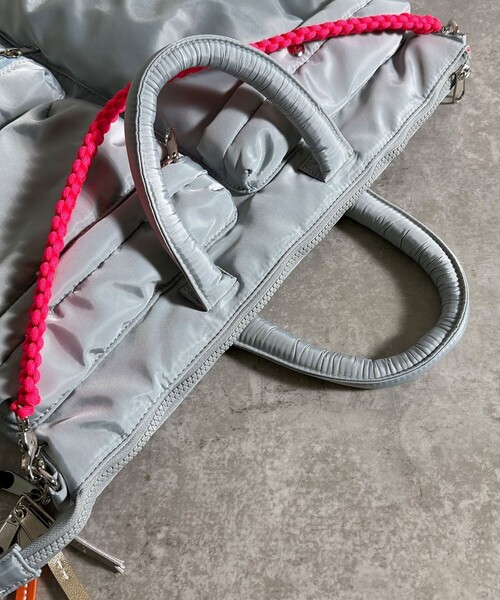 Cheek（チーク）の「【cheek/チーク】4WayCodeTOTE/コードトート/C26006/4WAY/ユニセックス【WEB限定】（ショルダーバッグ・メンズ・ブラック/ベージュ/グレー/カーキ・フリー）」の9枚目の写真