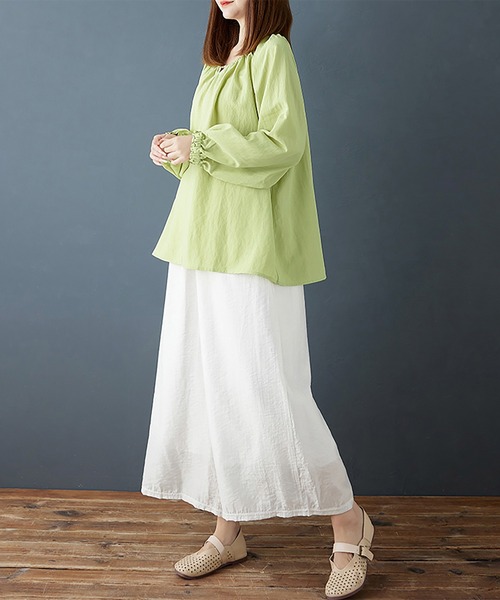Doux Belle(ドゥーベル)の「ギャザーネックシャーリングブラウス(シャツ/ブラウス・レディース・ホワイト/ライム・MEDIUM/LARGE/X-LARGE)」の8枚目の写真