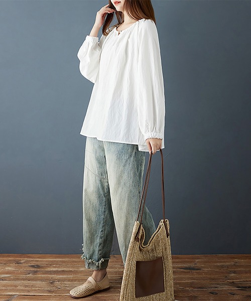 Doux Belle(ドゥーベル)の「ギャザーネックシャーリングブラウス(シャツ/ブラウス・レディース・ホワイト/ライム・MEDIUM/LARGE/X-LARGE)」の12枚目の写真