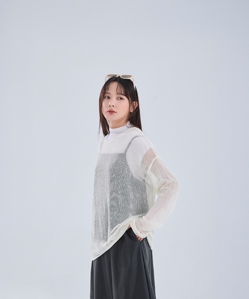 QUEEN SHOP（クイーンショップ）の「透かし編みワイドニットトップス（ニット/セーター・レディース・ダークブルー/ブラック/ライトグレー/レッド/ベージュ・FREE）」の20枚目の写真