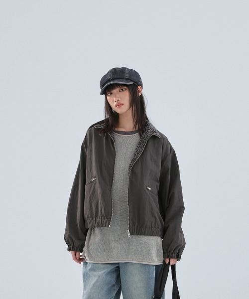 QUEEN SHOP（クイーンショップ）の「透かし編みワイドニットトップス（ニット/セーター・レディース・ダークブルー/ブラック/ライトグレー/レッド/ベージュ・FREE）」の9枚目の写真