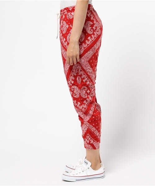 RODEO CROWNS WIDE BOWL（ロデオクラウンズワイドボウル）の「ペイズリーパンツ（その他パンツ・レディース・ダークネイビー/レッド系その他・SMALL/MEDIUM）」の9枚目の写真