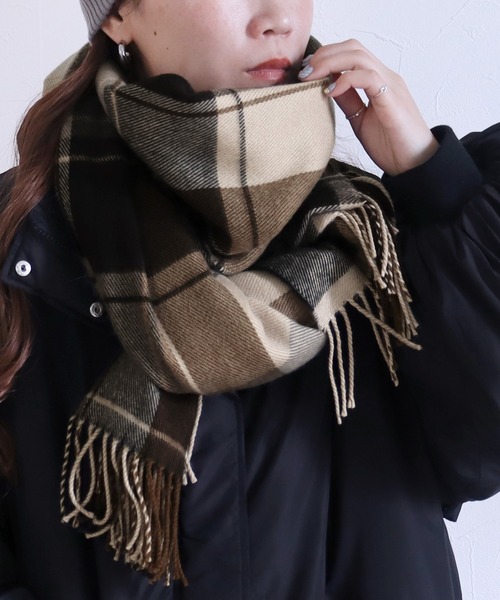 reca(レカ)の「チェック柄大判ストール(ストール/ショール・レディース・グリーン系その他/グリーン系その他2/グリーン系その他3/ネイビー/ブルー系その他/パープル系その他/レッド系その他/ブラック/ブラック系その他2/ピンク系その他/ブラウン系その他/ブラック系その他/レッド系その他2/ベージュ系その他/ベージュ系その他2/グリーン/レッド系その他3/ブラック系その他3/ブラウン系その他2/ピンク系その他2/ブルー系その他2/ブルー系その他3/レッド系その他4/ブラウン系その他3/ベージュ系その他3/ボルドー/オレンジ系その他/ブルー/ブラック系その他4/ライトグレー/ピンク/レッド/ピンク系その他3/チョコ/ブルー系その他4/ブラウン系その他4/ホワイト系その他/パープル系その他2/ブルー系その他6/ブルー系その他5/ネイビー系/ホワイト系その他2・FREE)」の15枚目の写真