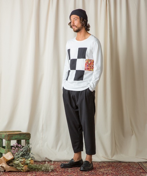 rehacer STAND(レアセルスタンド)の「Flower Checker Cutsew Made in Japan(Tシャツ/カットソー・メンズ・ブラック/ホワイト・LARGE/SMALL/MEDIUM)」の4枚目の写真