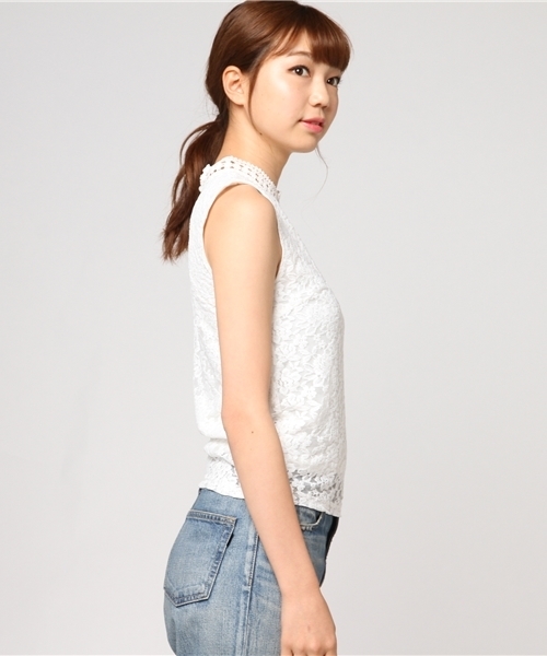 dazzlin（ダズリン）の「ハイネックレースノースリトップス（シャツ/ブラウス・レディース・ブラウン/ピンク/ブラック/マスタード/オフホワイト・FREE）」の17枚目の写真