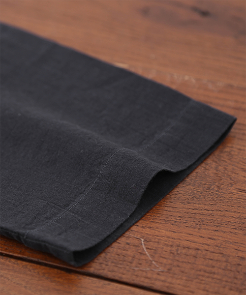 CUBE SUGAR（キューブシュガー）の「綿麻天竺×布帛Vネックワンピース（ワンピース・レディース・ホワイト/ネイビー/ナチュラル・M）」の9枚目の写真