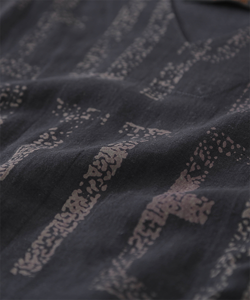 CUBE SUGAR（キューブシュガー）の「綿麻天竺×布帛Vネックワンピース（ワンピース・レディース・ホワイト/ネイビー/ナチュラル・M）」の10枚目の写真