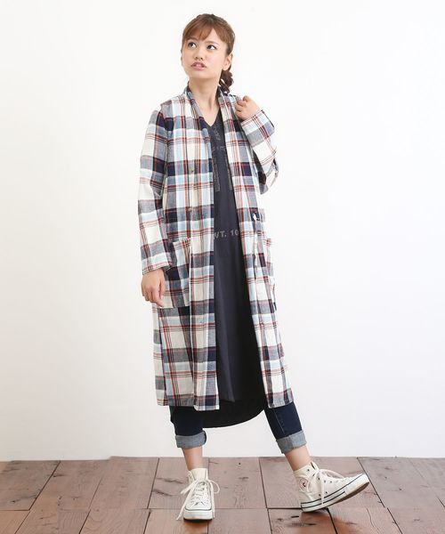 CUBE SUGAR（キューブシュガー）の「綿麻天竺×布帛Vネックワンピース（ワンピース・レディース・ホワイト/ネイビー/ナチュラル・M）」の13枚目の写真