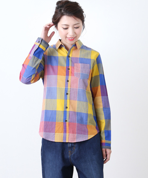 CUBE SUGAR(キューブシュガー)の「タテスラブ先染めチェックレギュラーシャツ(シャツ/ブラウス・レディース・ホワイト/ネイビー/ライトグレー/マルチ・M)」の1枚目の写真