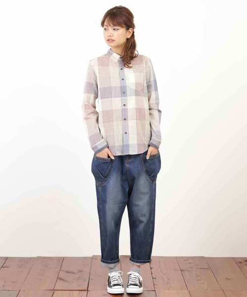 CUBE SUGAR(キューブシュガー)の「タテスラブ先染めチェックレギュラーシャツ(シャツ/ブラウス・レディース・ホワイト/ネイビー/ライトグレー/マルチ・M)」の14枚目の写真