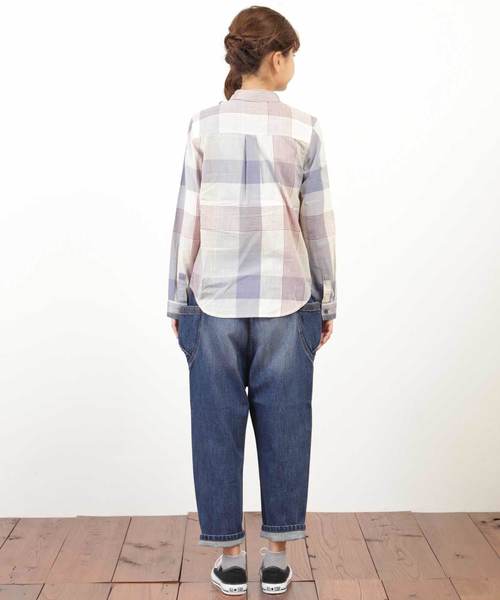 CUBE SUGAR(キューブシュガー)の「タテスラブ先染めチェックレギュラーシャツ(シャツ/ブラウス・レディース・ホワイト/ネイビー/ライトグレー/マルチ・M)」の16枚目の写真