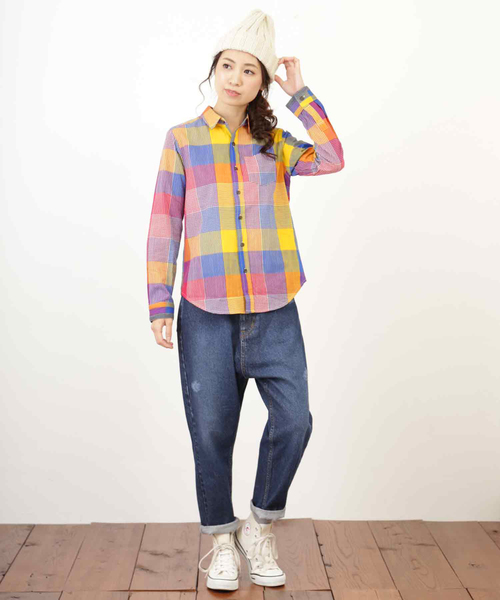 CUBE SUGAR(キューブシュガー)の「タテスラブ先染めチェックレギュラーシャツ(シャツ/ブラウス・レディース・ホワイト/ネイビー/ライトグレー/マルチ・M)」の20枚目の写真