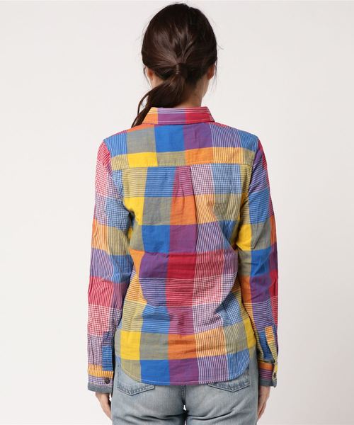 CUBE SUGAR(キューブシュガー)の「タテスラブ先染めチェックレギュラーシャツ(シャツ/ブラウス・レディース・ホワイト/ネイビー/ライトグレー/マルチ・M)」の11枚目の写真