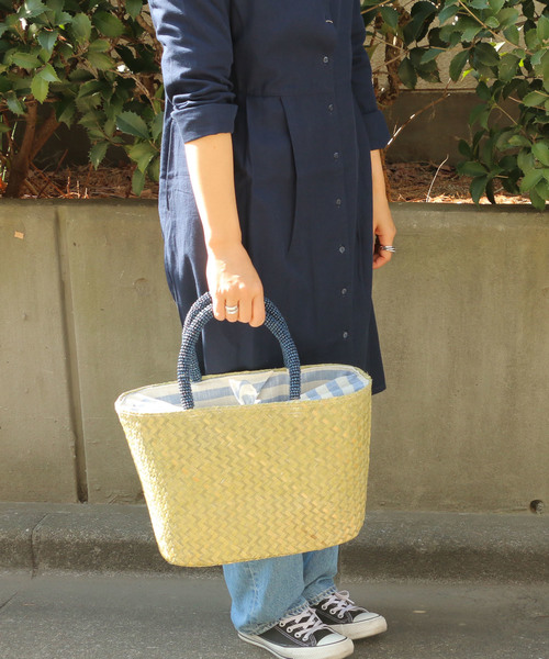 LBC（エルビーシー）の「ウッドビーズカゴバック（かごバッグ・レディース・ブラック/ブルー/ピンク・FREE）」の2枚目の写真