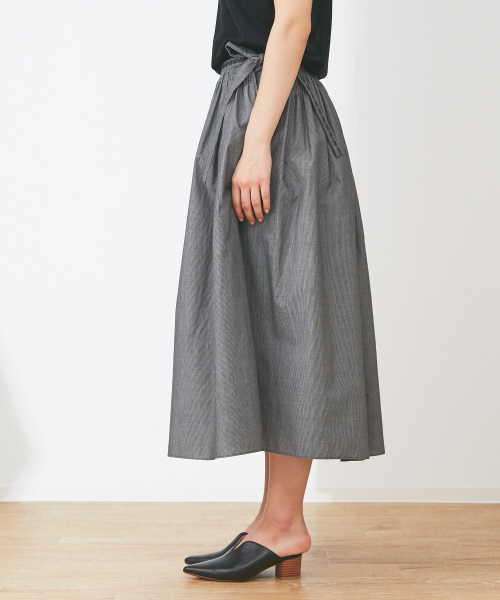 Abahouse Devinette(ドゥヴィネット)の「ヴィンテージギャザースカート(スカート・レディース・ホワイト/ブラック・FREE)」の4枚目の写真