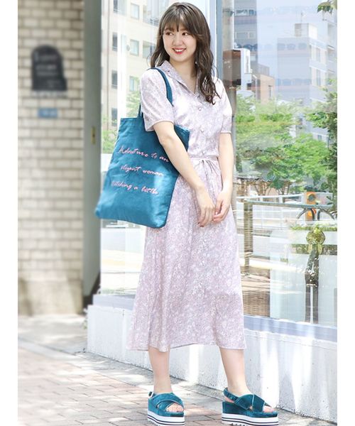 dazzlin(ダズリン)の「ファニーキャッツフラワーワンピース(ワンピース・レディース・イエロー/パープル/ブラウン・SMALL/MEDIUM)」の9枚目の写真