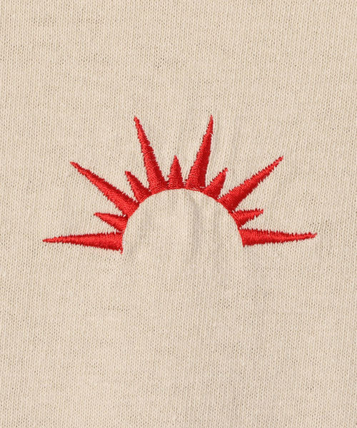 SHIPS Days(シップスデイズ)の「SHIPS Days:FRENCH WORD TEE(Tシャツ/カットソー・メンズ・ライトホワイト/ストーン/ベージュ系その他・SMALL/MEDIUM/LARGE/X-LARGE)」の8枚目の写真