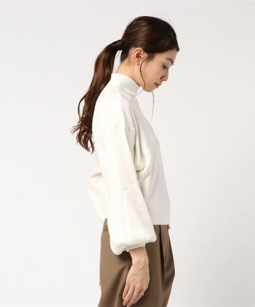 KOBE LETTUCE（コウベレタス）の「ハイネックバルーンスリーブニットトップス＊レディース/セーター[C3470]神戸レタス（ニット/セーター・レディース・ブラック/オレンジ/アイボリー・FREE）」の4枚目の写真