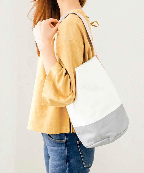 sarasa design(サラサデザイン)の「b2c リルティングシリーズ バケツバッグ(ドラムバッグ)」|ホワイト×グレー