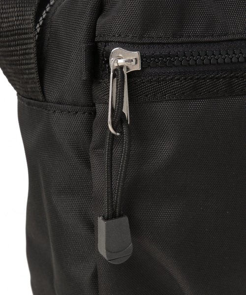 GLOBAL WORK（グローバルワーク）の「スクエアショルダー/819650（ショルダーバッグ・レディース・ブラック/レッド/ベージュ/グレー・FREE）」の9枚目の写真