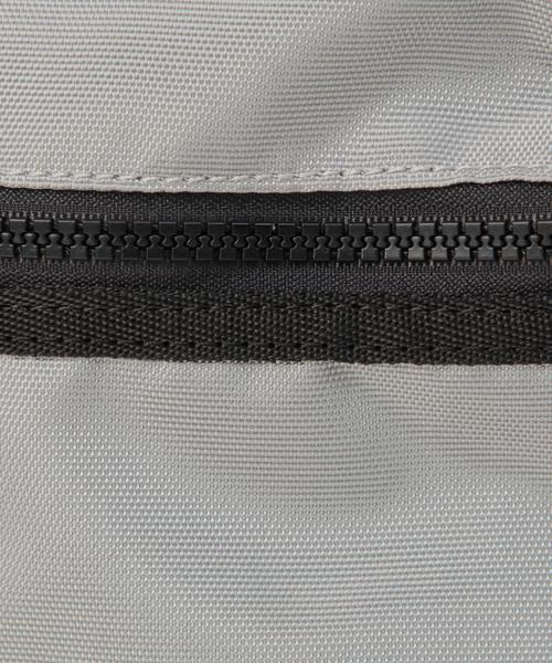 GLOBAL WORK（グローバルワーク）の「スクエアショルダー/819650（ショルダーバッグ・レディース・ブラック/レッド/ベージュ/グレー・FREE）」の18枚目の写真