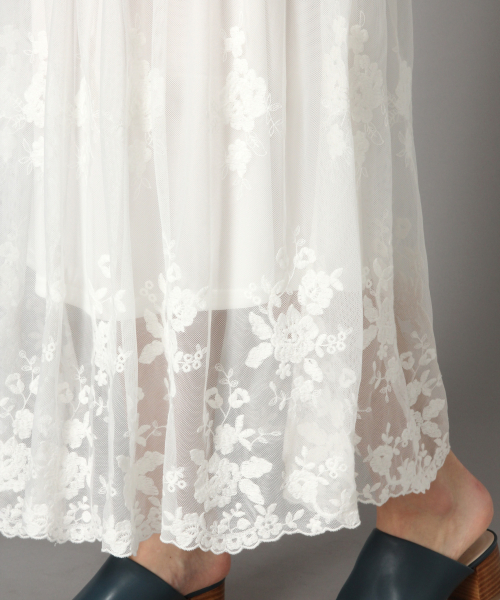 LOWRYS FARM（ローリーズファーム）の「２ＷＡＹレースマキシスカート　825270（スカート・レディース・オフホワイト/ブラック/ブラウン・FREE）」の10枚目の写真