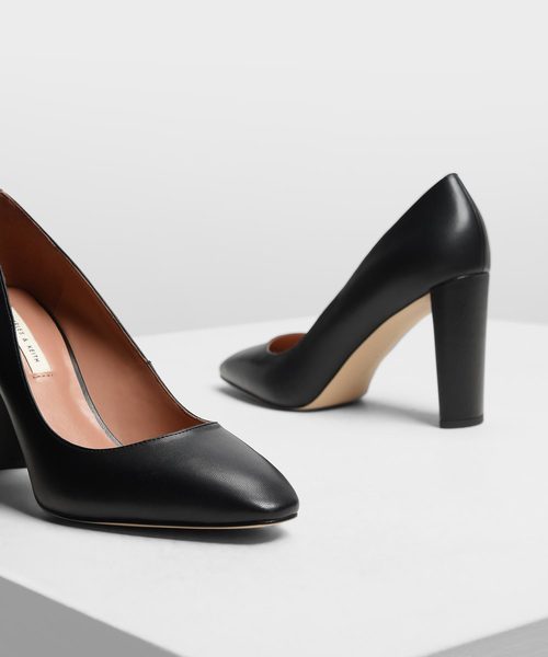 CHARLES & KEITH（チャールズ & キース）の「ミニスクエアトゥ パンプス / Mini Square Toe Pumps（パンプス・レディース・ブラック/ベビーピンク・22.5cm/23cm/23.5cm/24.5cm/25cm/25.5cm）」の12枚目の写真