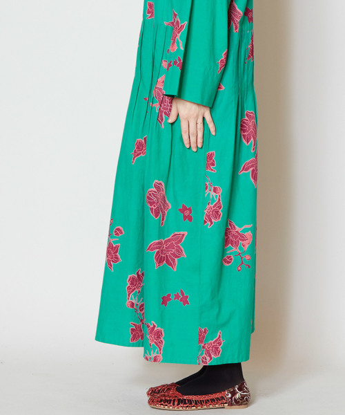 チャイハネ（チャイハネ）の「【チャイハネ】オリエンタルフラワーロングワンピース（ワンピース・レディース・グリーン/レッド/イエロー・FREE）」の10枚目の写真